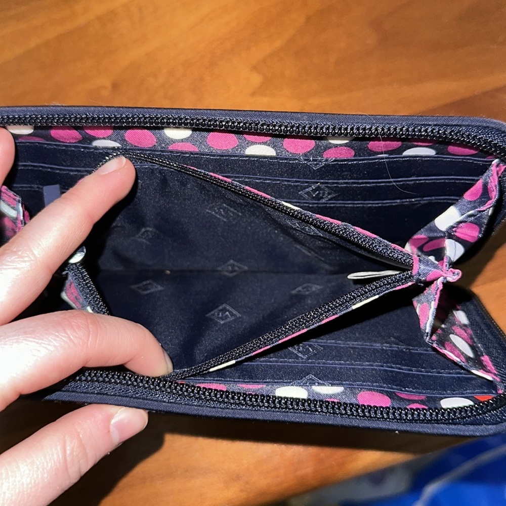 Vera Bradley wallet - Picture 6 of 6